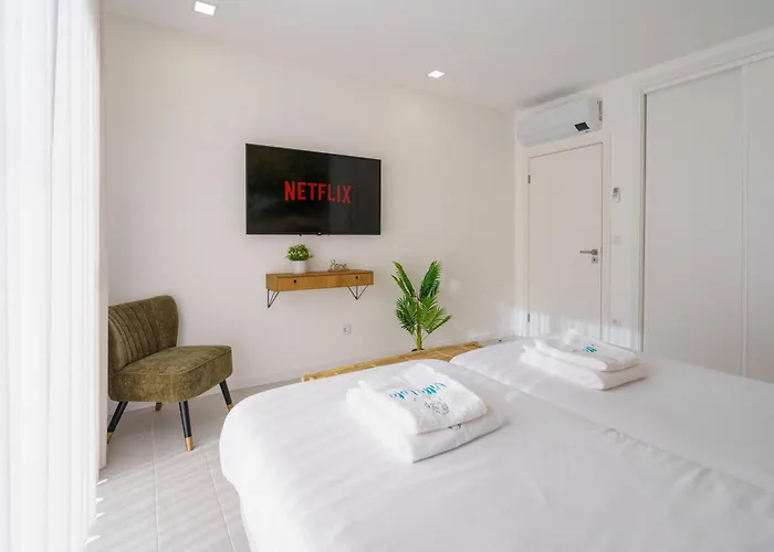 Villa Lola Luxury Villa With Private Pool And Jacuzzi * Santa Barbara (Lisbon)